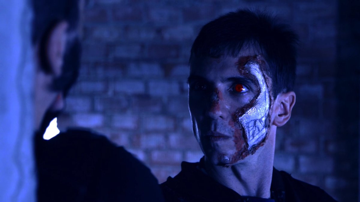 @Schwarzenegger T 113! From my Fanfilm 'Terminator Contact'. Made with no budget but with a lot of heart and love!