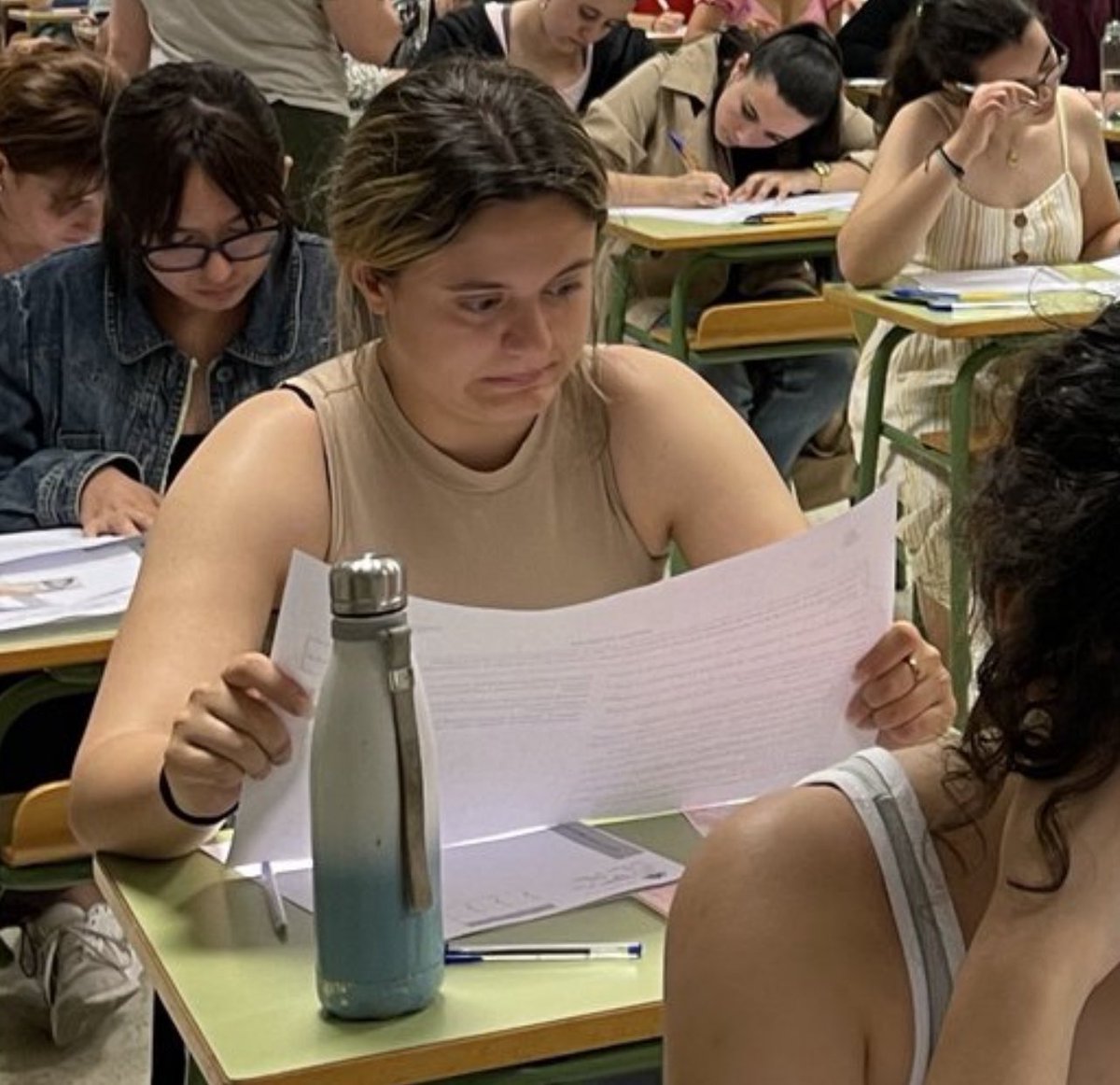 “esto no lo voy a estudiar seguro no lo tome” 
lees la pregunta uno del parcial: