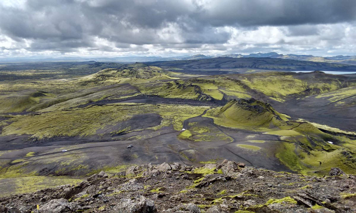 katrinkleemann's tweet photo. Today (8 June), 240 years ago, the Laki eruption began in Iceland. The eruption produced very large volumes of sulfur dioxide that wreaked havoc in Iceland and formed a dry fog above much of the Northern Hemisphere. #Laki1783 #envhist #aerosol #volcanoes🌋 https://t.co/3r64s3BrRv