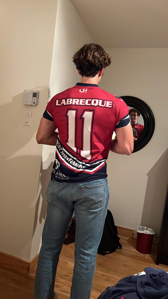 JeanDavidLabre1's tweet photo. Je suis honoré de vous annoncer que je renouerai avec l'action dès demain soir 20h au Festival Sportif
#backfromretirement #mustwin #singes https://t.co/sVWFVX6v9i
