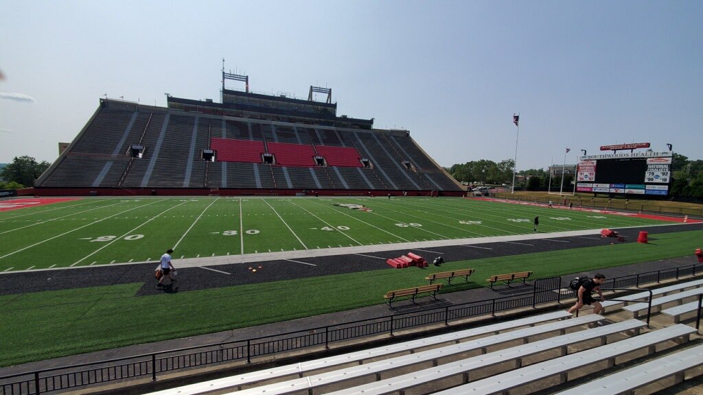 UnverferthJayce's tweet photo. Had a great time at Youngstown State! Thanks for the invite @Colt_Jamieson and thanks to the staff for the great coaching! @Coach_DGibson @CoachDukes_ @fbcoachdp https://t.co/hOh3zNwEQ3