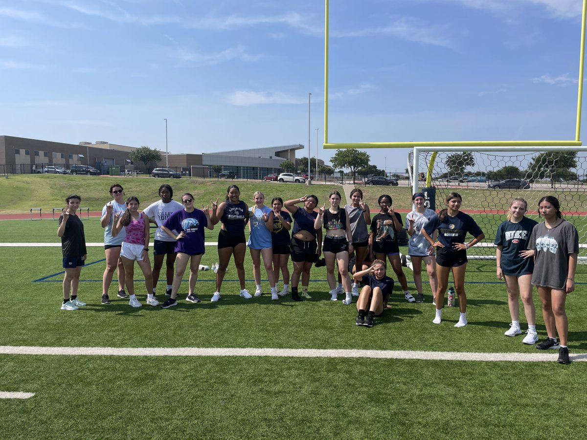 LEISD Athletics (@leisdathletics) on Twitter photo Pack Strong kicked off this week and these girls absolutely crushed it!! Together we will get strong(h)er 💪 #womenofwill
<a href="/lelobosoftball/">LEHS Softball</a> <a href="/LE_LadyLobos/">Lady Lobo Soccer</a> <a href="/LEHSVolleyball/">Lobo Volleyball</a> <a href="/LELADYLOBOHOOPS/">LE LADY LOBO HOOPS🏀</a> Pack Strong kicked off this week and these girls absolutely crushed it!! Together we will get strong(h)er 💪 #womenofwill
<a href="/lelobosoftball/">LEHS Softball</a> <a href="/LE_LadyLobos/">Lady Lobo Soccer</a> <a href="/LEHSVolleyball/">Lobo Volleyball</a> <a href="/LELADYLOBOHOOPS/">LE LADY LOBO HOOPS🏀</a>
