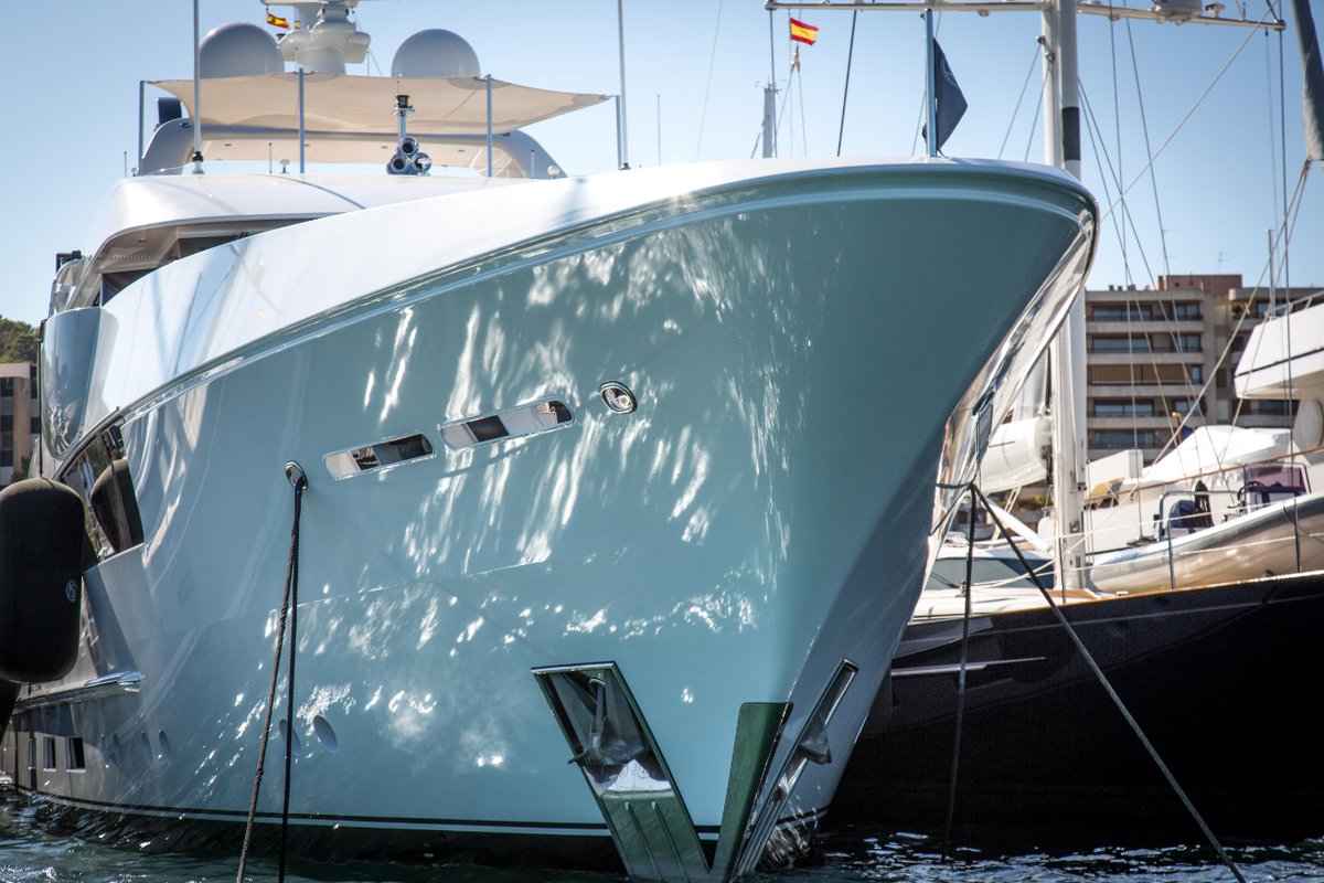 portdemallorca's tweet photo. Never get used to see this kind of beauties in our marina.
#marinaportdemallorca #palmademallorca #berth #sailingcrew #sailinglife⛵️ #MarinaPortdeMallorca #PalmadeMallorca #summer2023 #yachtinglife #Mallorcaparadise #sealovers #lifeatsea #bahiadepalma #Mallorca #yachtlife https://t.co/eGbDYjlkBU