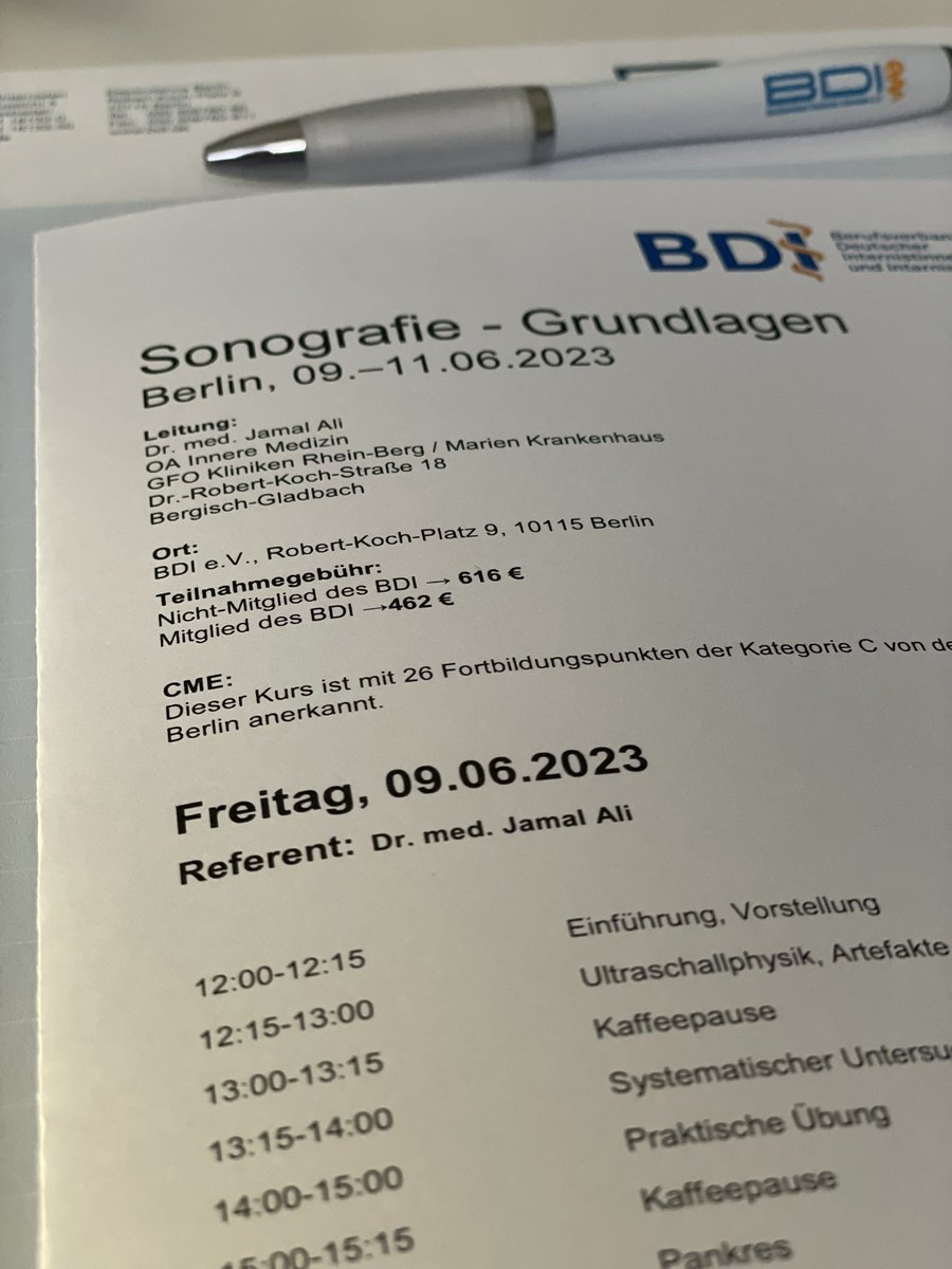 The_sonoguy's tweet photo. Morgen starten wir mit dem @BDI_eV Sonographie Grundkurs in Berlin. Gemeinsam schallen lernen, Wissen weitergeben und Kolleg*innen ausbilden. #ultrasoundeducation #ultrasound #POCUS https://t.co/G3UndYzbB2
