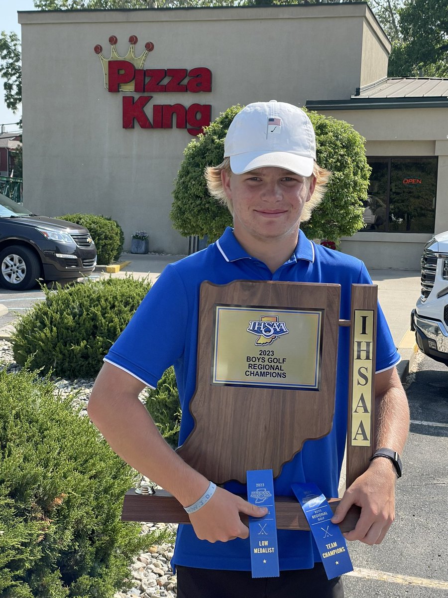 Royals Boys Golf (@hsegolf) on Twitter photo REGIONAL CHAMPS! 🏆
<a href="/mupchurch26/">Mattingly Upchurch</a> IND MEDALIST!🥇
<a href="/KaiWarner25/">Kai Warner</a> <a href="/LaneZedrick1/">Lane Zedrick</a> <a href="/ColeStarnes27/">Cole Starnes</a> in the TOP SIX!
ON TO STATE! ⛳️
First time in program history for Sectional and Regional championships in the same year!
#postseasonpeak
<a href="/HSEAthletics/">HSE Royals Athletics</a> <a href="/NateBenson0/">Nathan Benson</a> <a href="/indianahsgolf/">Indiana HS Golf</a> REGIONAL CHAMPS! 🏆
<a href="/mupchurch26/">Mattingly Upchurch</a> IND MEDALIST!🥇
<a href="/KaiWarner25/">Kai Warner</a> <a href="/LaneZedrick1/">Lane Zedrick</a> <a href="/ColeStarnes27/">Cole Starnes</a> in the TOP SIX!
ON TO STATE! ⛳️
First time in program history for Sectional and Regional championships in the same year!
#postseasonpeak
<a href="/HSEAthletics/">HSE Royals Athletics</a> <a href="/NateBenson0/">Nathan Benson</a> <a href="/indianahsgolf/">Indiana HS Golf</a>