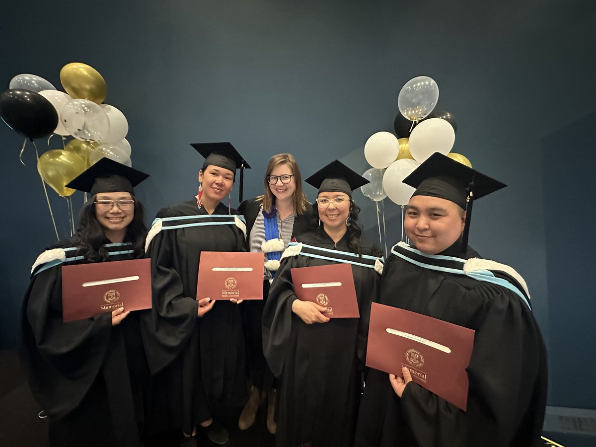 LeslieMRedmond's tweet photo. Proud to celebrate the newest graduates of the joint MUNL-NAC joint B.Ed program! It was an honour to be here! @MUNEducation @MemorialU @NUArcticCollege https://t.co/XW6S9KfA6f
