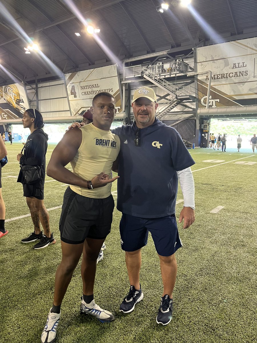 bricelegend49's tweet photo. Amazing opportunity, time well spent today at @GeorgiaTechFB @CoachBStewartGT @kyle_efford @CoachSherrerGT @GeepWade @RinggoldFB @CoachACrisp @HoustonWhite614 @TonyCoode @on3 @CSmithScout @ChrisFYN @asap_papi45 @NwGaFootball @jsm1th3 @MaxPreps @NolanBurch_72 @CoachBrentKey https://t.co/vsQgA2GGPH