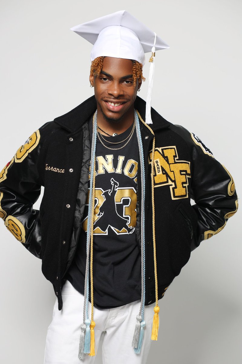 EduGuruTerrance's tweet photo. #MyEMERGEstory My name is Terrance. I attended @NorthForestHigh 🎓’23. With EMERGE's support, I will be going to @Morehouse on a full-ride. This program didn’t only prep me for my next 🪜 in life, but showed me the importance of going to college @EMERGE_HISD @HISDSupe @HoustonISD https://t.co/X77UYM8ckf