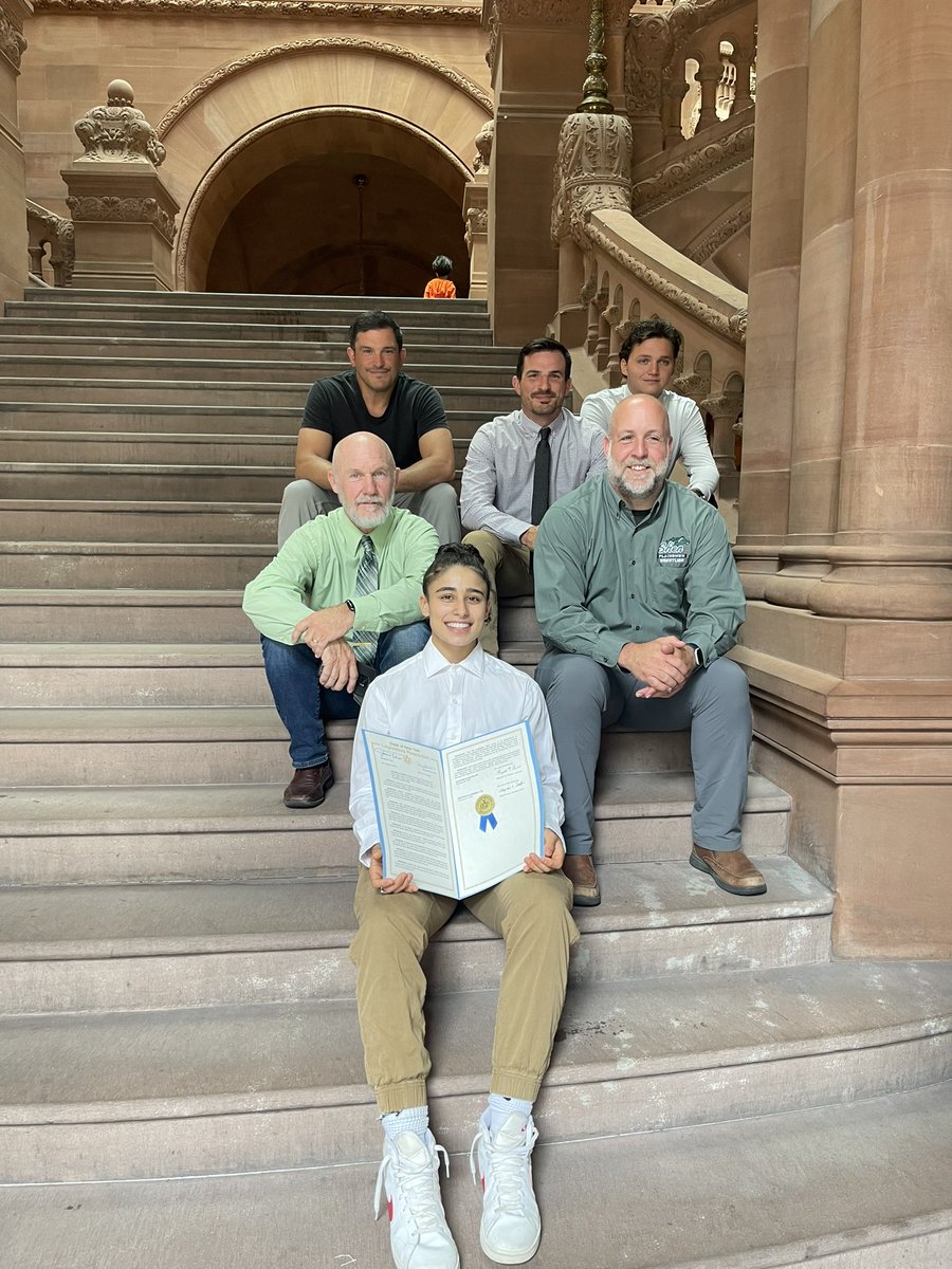 💪👏🎉 Congrats to NYS Girls Wrestling Champion Isabella Gretzinger from <a href="/ShenNews/">Shenendehowa CSD</a>!!! I was very proud to join <a href="/MBWalsh112/">Mary Beth Walsh</a> to honor Isabella today at the Capitol and pass a NYS Legislative Resolution chronicling her trailblazing state title win. <a href="/ShenAthletics/">ShenAthletics</a> <a href="/ShenWrestling1/">ShenWrestling</a>
