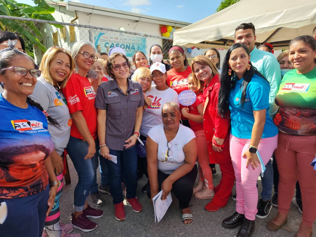 MagaGutierrezV's tweet photo. ¡Las #Bricomiles siguen en acción! Más de 3 mil 170 compatriotas de su punto y círculo serán atendidos en el recién rehabilitado Consultorio Popular "La Casona I" en el municipio #Mariño del estado #Aragua @Soykarinacarpio @NicolasMaduro @MinSaludVE https://t.co/ZMbgvZOR63
