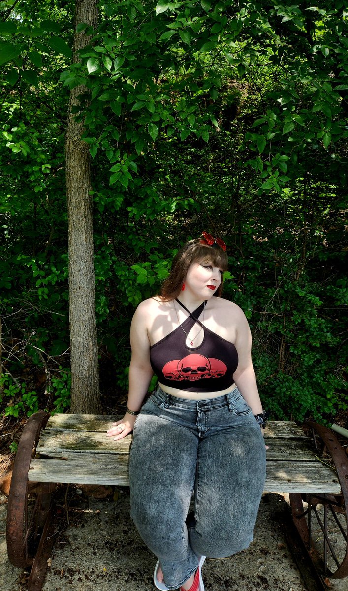 rayraysheppard's tweet photo. Pictures from my afternoon at Medicine Park yesterday ππ (thread) #DabblinginPhotography #photography #art #artist #Oklahoma #SWOklahoma #SWOK #MedicineParkOK #nature #makeup #goth #gothmakeup #gothstyle #alternative #alternativestyle @CurstKosmetics #CurstKosmetics https://t.co/SX9DGINyd2