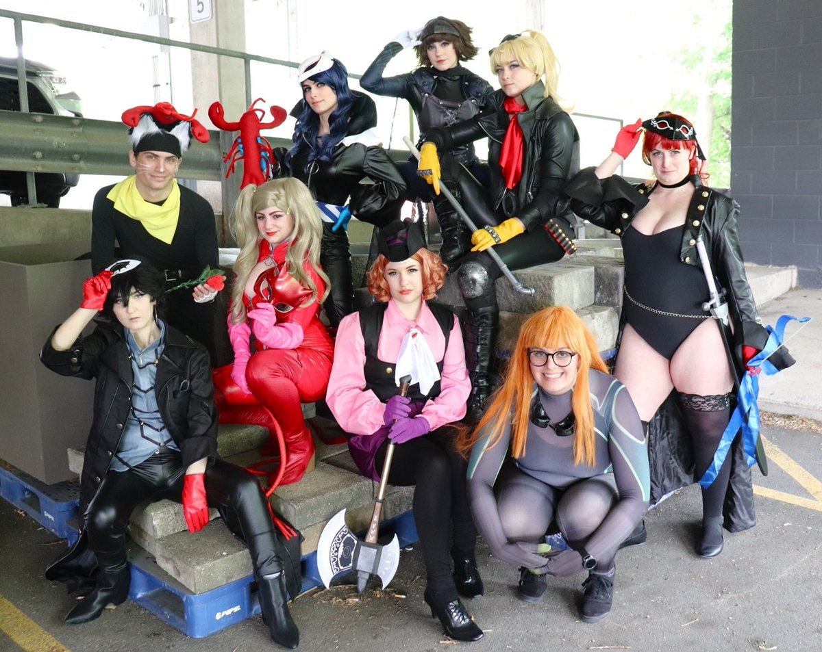 'The moment I set eyes on these Lobsters, I was in love.' 🦞🦞

Thinking about my friends always and how grateful I was to bring back my Fem! Fox for our Phantom Thieves group 💙 I love us so much! A dream come true!

#yusukekitagawa #persona5 #phantomthieves #Atlusfaithful