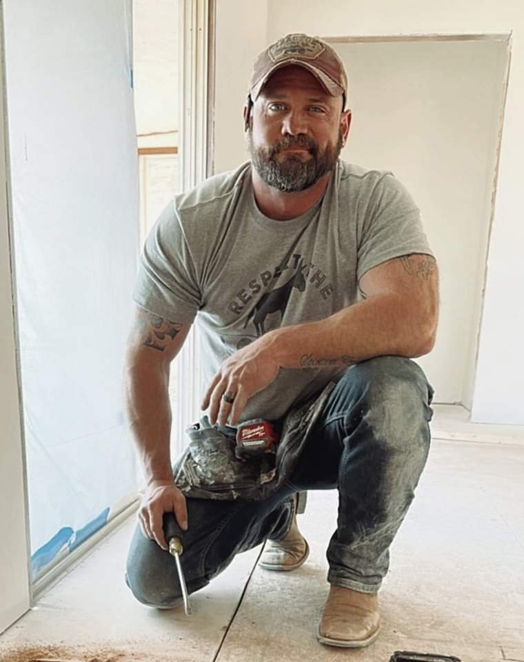 I've temporarily run out of homosexual content I'm afraid!
So here is a photograph of a bathroom floor just before new tiles are laid 🤗