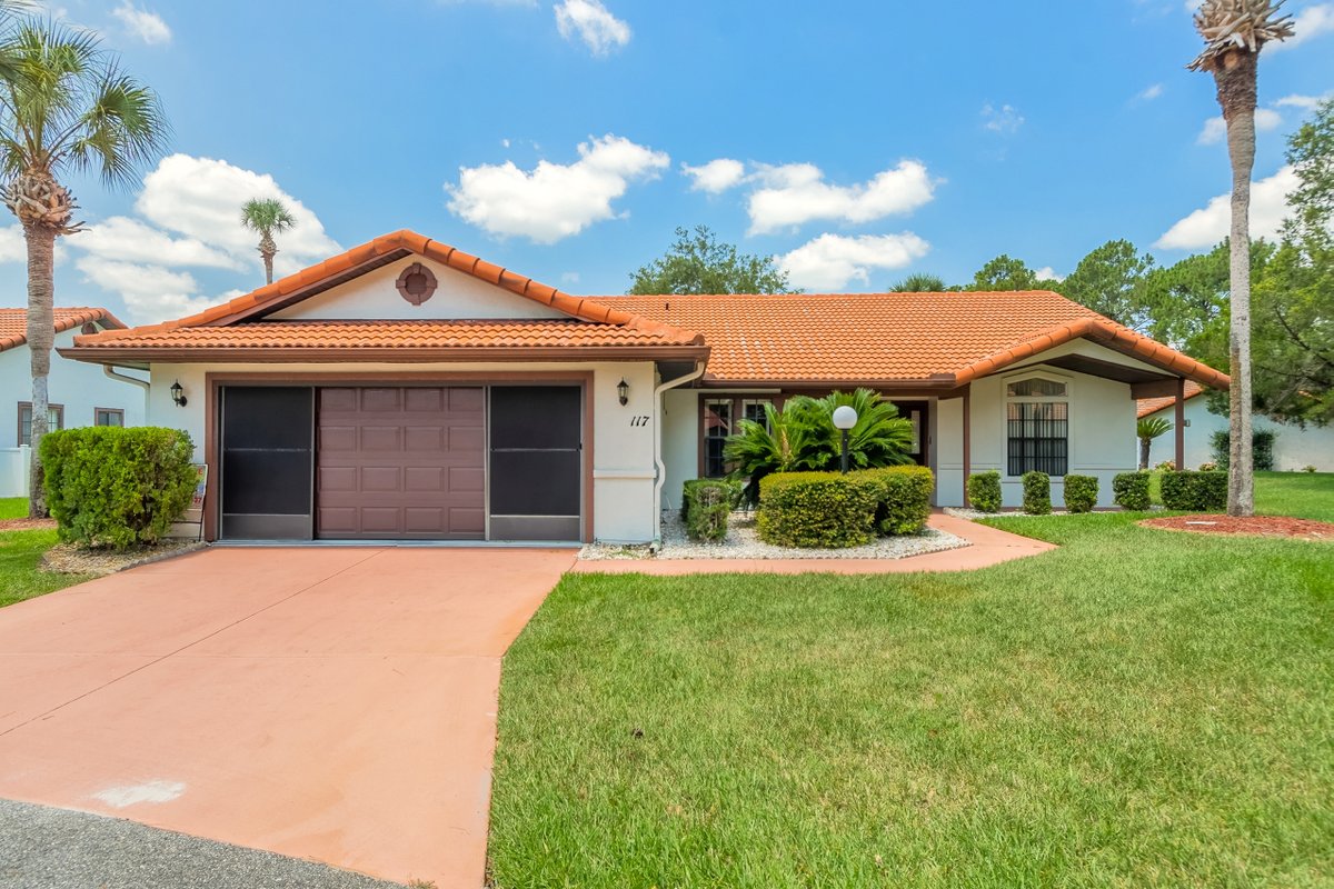 CalnanReal's tweet photo. New Listing in Pelican Bay, Daytona Beach.  117 Chickodee Ct.  Open House Sat. 6/10 from 12-2.  Solid Mediterranean Home in Pelican Bay.  3 Beds, 2 Baths!  Built to last and waiting for you to update to your taste.  Gated Community with a lot to offer.  $367,900. https://t.co/Mny4Q0oEu4