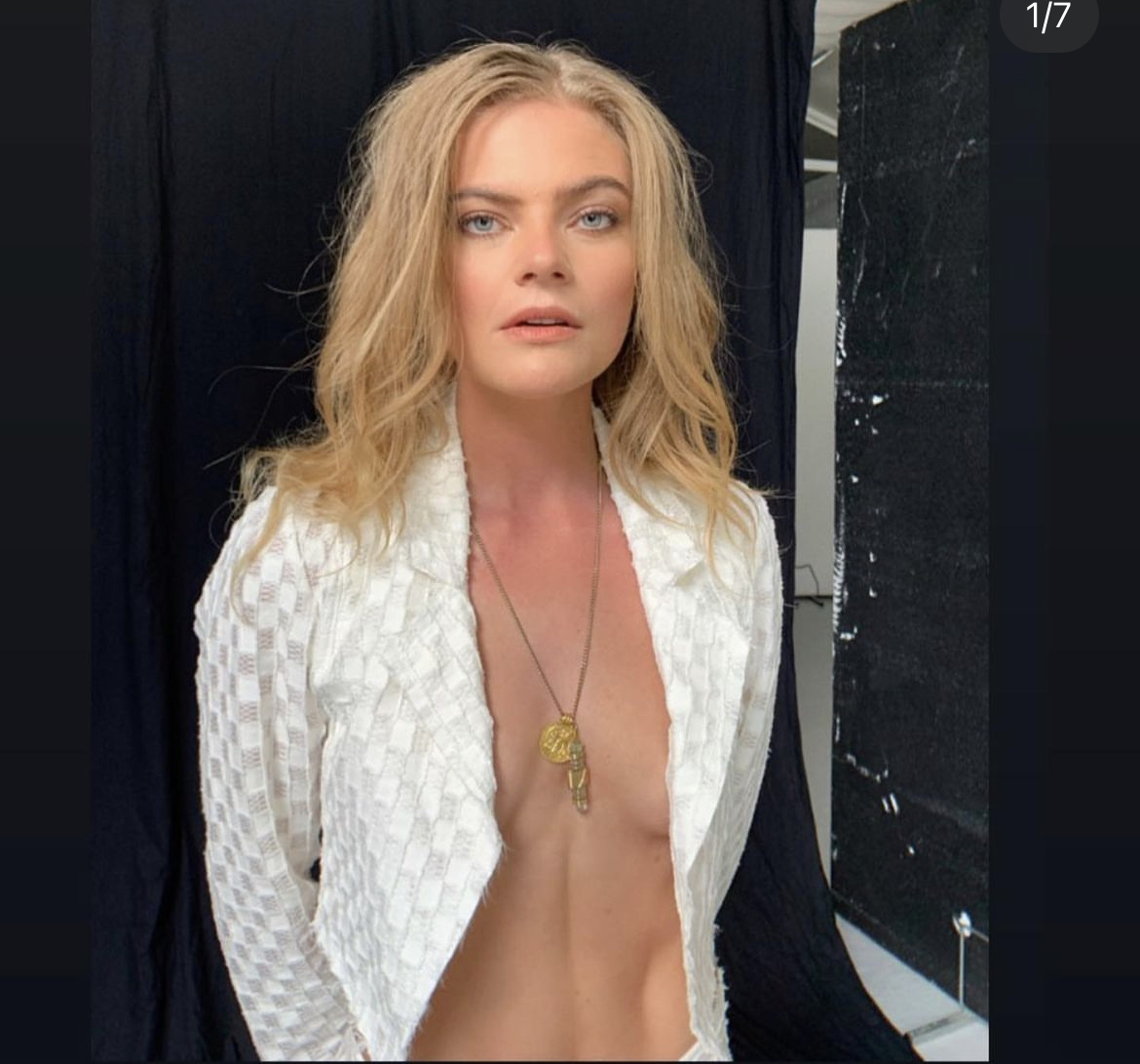 steinsdotterson's tweet photo. Keep your eyes peeled for these Summer months angels... I might have something sneaky to share 👁️ https://t.co/Slg2x7HUGe