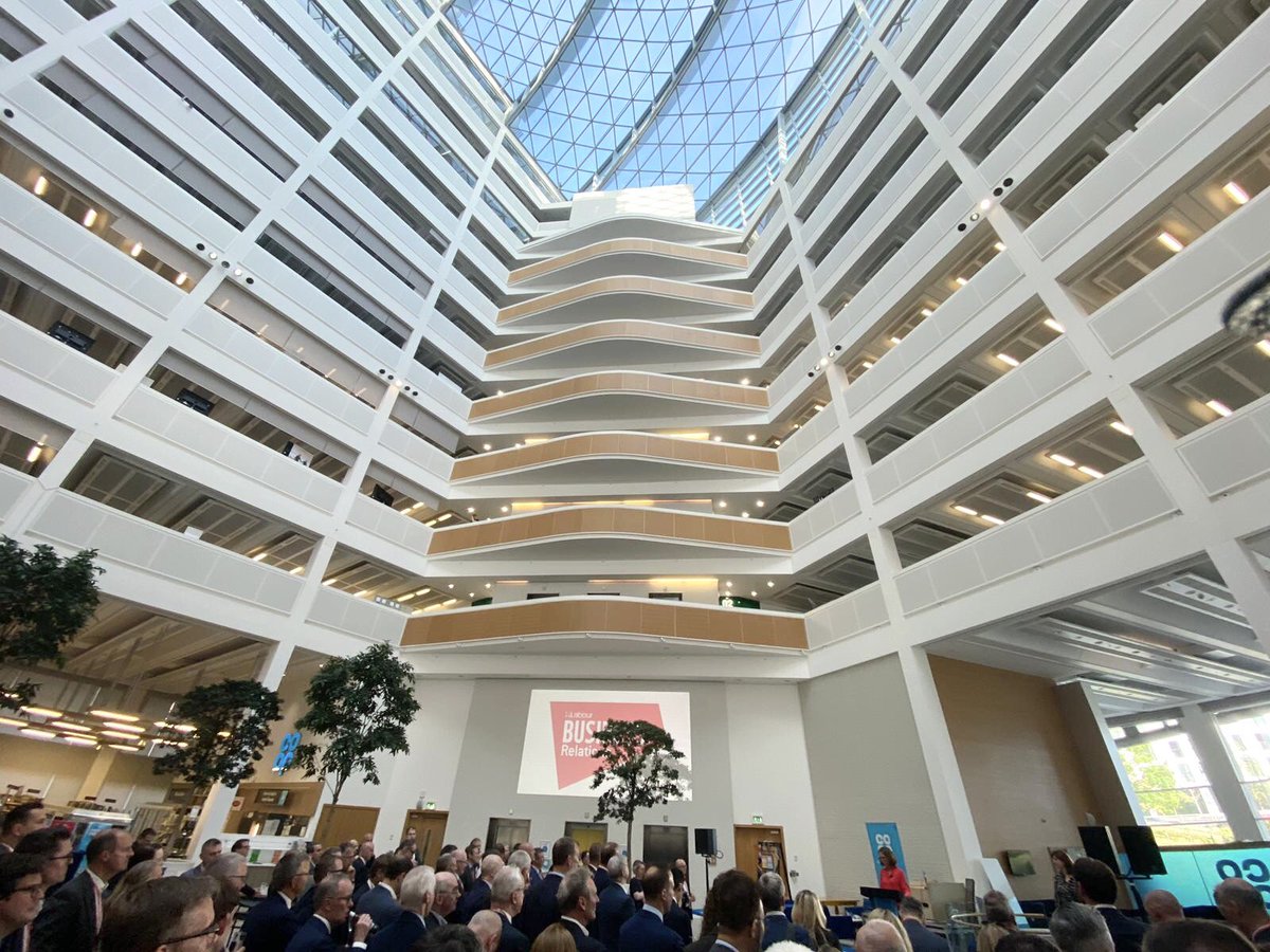 Delighted to be at <a href="/UKLabour/">The Labour Party</a>’s Business Leaders Reception hosted at the superb <a href="/coopuk/">Co-op</a> HQ in Manchester.

<a href="/UKLabour/">The Labour Party</a> &amp; <a href="/CoopParty/">Co-operative Party</a> values in partnership with our growth makers can build an economy that delivers for everyone in every place.