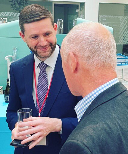 JimfromOldham's tweet image. Delighted to be at @UKLabour’s Business Leaders Reception hosted at the superb @coopuk HQ in Manchester.

@UKLabour &amp;amp; @CoopParty values in partnership with our growth makers can build an economy that delivers for everyone in every place.