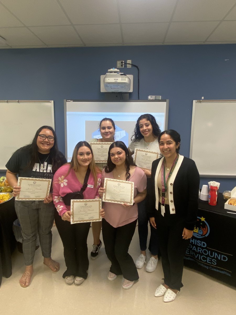 The Chavez Feeder had a recognition breakfast to show our appreciation to all our amazing service providers for the year. Thank you for helping us close gaps within our communities and a special thank you to AHA!❤️ @HISD_Wraparound <a href="/PattersonESHISD/">Patterson ES</a>