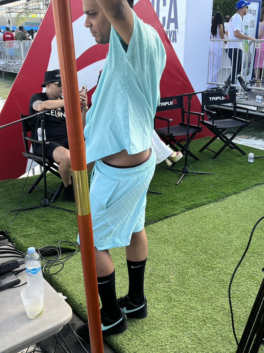 KPININI on Twitter "Viene Only fans"