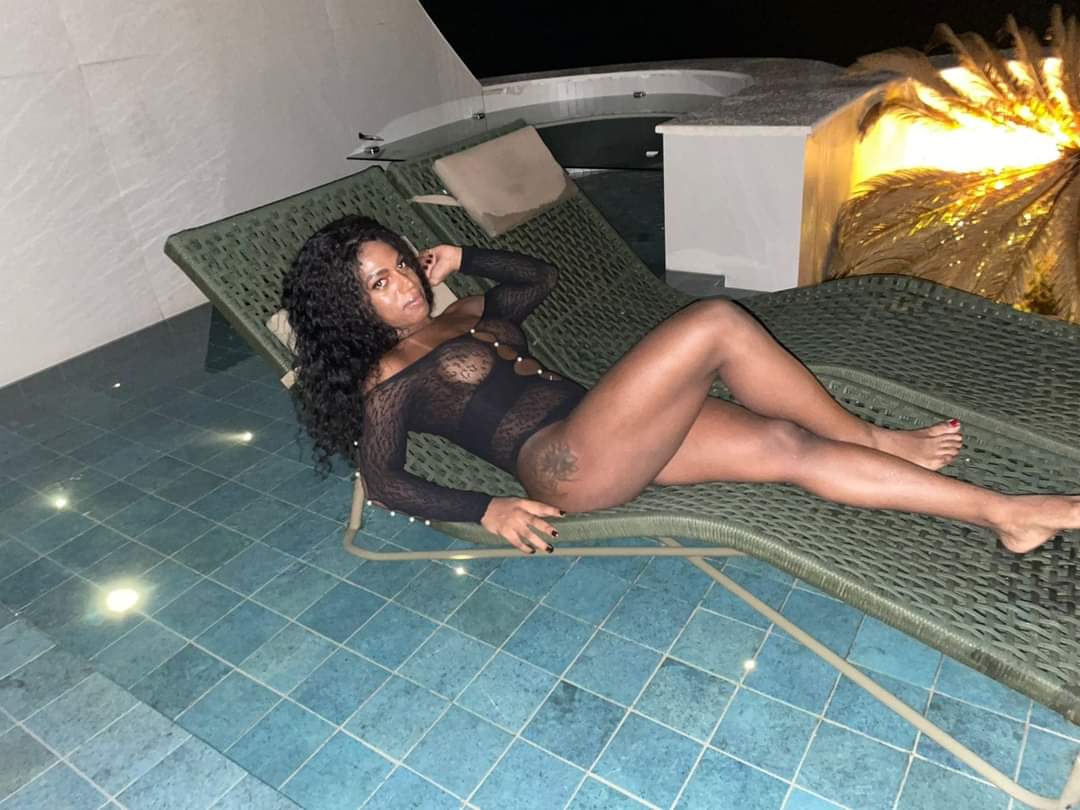 KRayalla's tweet photo. Sobre uma noite 😍

https://t.co/kTFEqHzVbo https://t.co/7v7GoaU0MZ