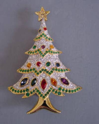 OtherJewelry's tweet photo. 925 Sterling Silver Gold Plated Christmas Tree Brooch Diamond Multi-Stone (ad eBay) https://t.co/yzMnSZqiim https://t.co/pJBTXBY08a