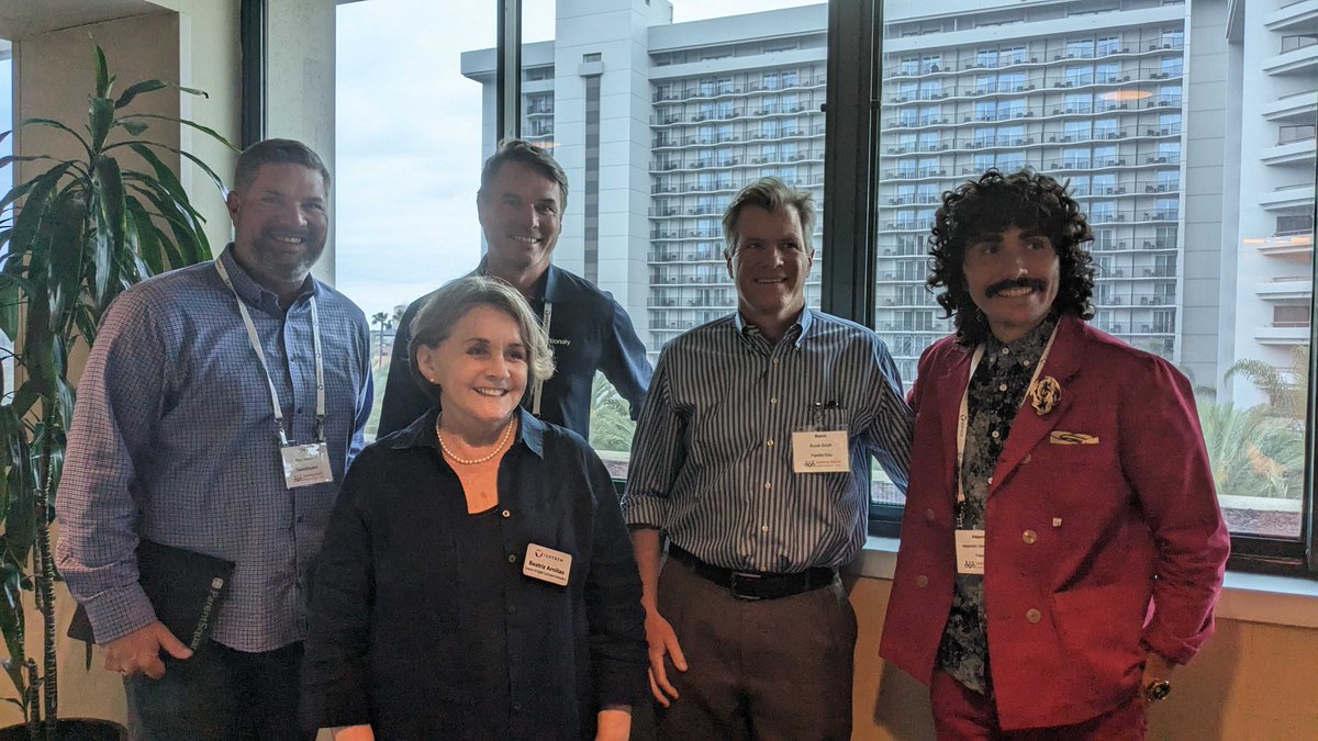 ParentSquare's tweet image. Our Chief Strategy Officer @k12cto joined a dynamic group at the @LearningImpact conference in Anaheim this week to discuss connecting the &quot;village&quot; to support every child. 💡💚 #LearningImpact23