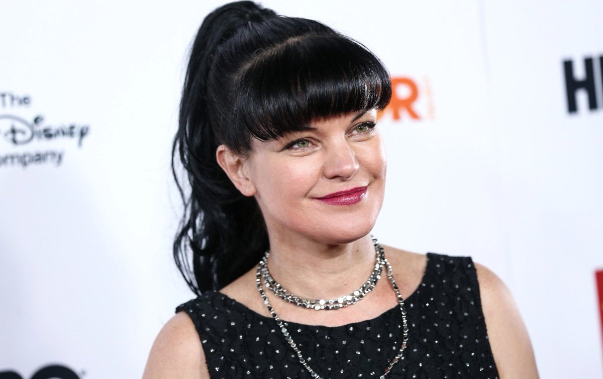 random acts tweet media