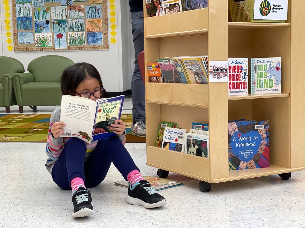 EPSBNews's tweet photo. We know #EPSB students love to read and we’re thrilled that six of our schools will be receiving a combined $150,000 grant over the next three years from the @IndigoLOR. Check out some of our students in the feature video:  https://t.co/lWhhIILTyW #yeg https://t.co/Iyo54o8A0z