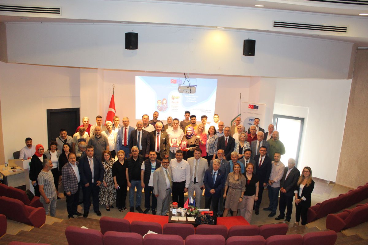 İMEP çocuk işçiliği ile mücadele çalışmaları kapsamında, Bursa İl Millî Eğitim Müdürlüğü ve BESOB iş birliğinde“Çırak Öğrencilerim Ustalık Yolunda” Farkındalık Toplantısına okulumuzun idari kadrosu katıldılar.
<a href="/EUDelegationTur/">AB Türkiye Delegasyonu🇪🇺EU Delegation to Türkiye</a>
<a href="/tcmebhaber/">TC MEB HABER</a>
<a href="/IMEP_VET4JOB/">İMEP İstihdam İçin Mesleki Eğitim Programı</a>
<a href="/HakanBabac/">Hakan Babaç</a> 
<a href="/ersah_sonmez/">Erşah Sönmez</a>