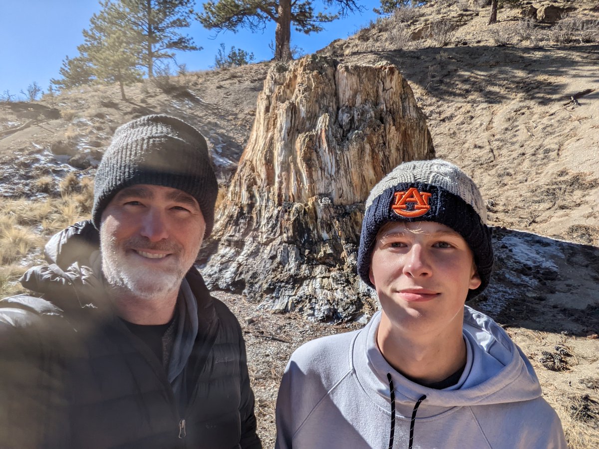 OutdoorsVander's tweet photo. Unlock Dad's inner explorer this #fathersday with a Vander gift card.  Give an adventure together that you will both never forget.  Gift cards available at https://t.co/41XOtvGgxU

#vanderoutdoors #vanlife #campervan #campervanrental #hiking #camping #roadtrip #washingondc https://t.co/3zauXKzSHb