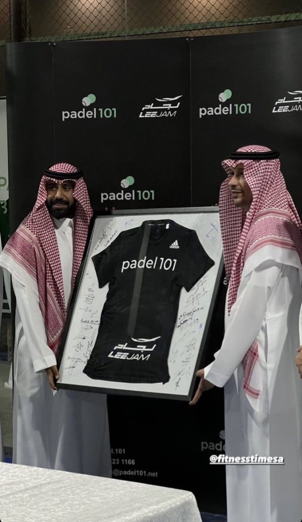 المخضرم 先生 tweet media