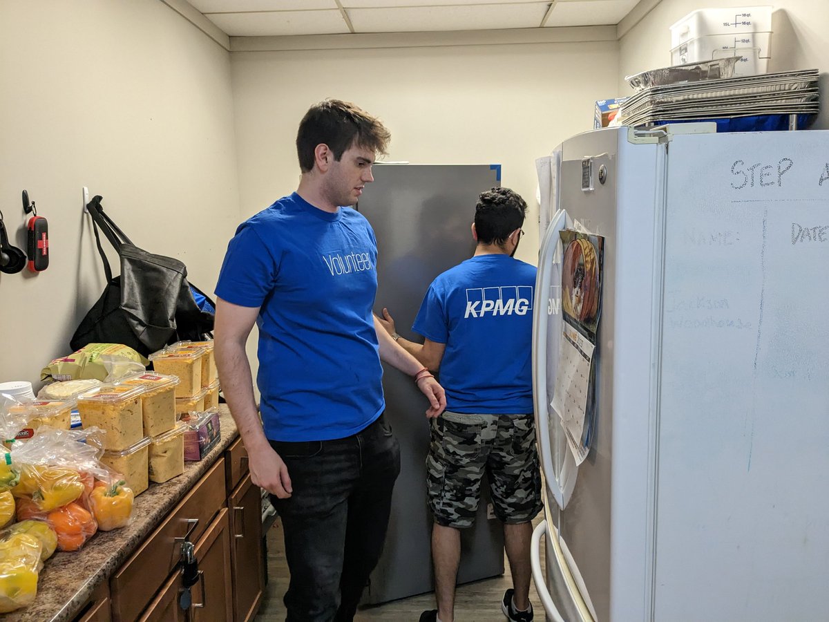 Many thanks to my <a href="/KPMG_Canada/">KPMG Canada</a> #Ldnont colleagues who volunteered for <a href="/unitedwayemca/">United Way Elgin Middlesex</a> Day of Caring! We cleaned, gardened, reorganized, whatever was needed for Krista and team at London Coffee House <a href="/cmha_tv/">CMHA TVAMHS</a> to get ready for summer!!#grateful #dayofcaring #locallove