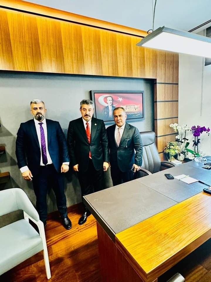 GorumluB's tweet photo. 📍#TBMM 

Ak Parti Şırnak Milletvekilimiz Sn. Arslan Tatar'ı AK Parti Görümlü Belde Başkanı Sn.Şükrü Bakış ile birlikte TBBM'de makamında hayırlı olsun ziyarette bulunduk.
 @RTErdogan @TatarArslan @RusenTellioglu https://t.co/0oG1Pkk1JH