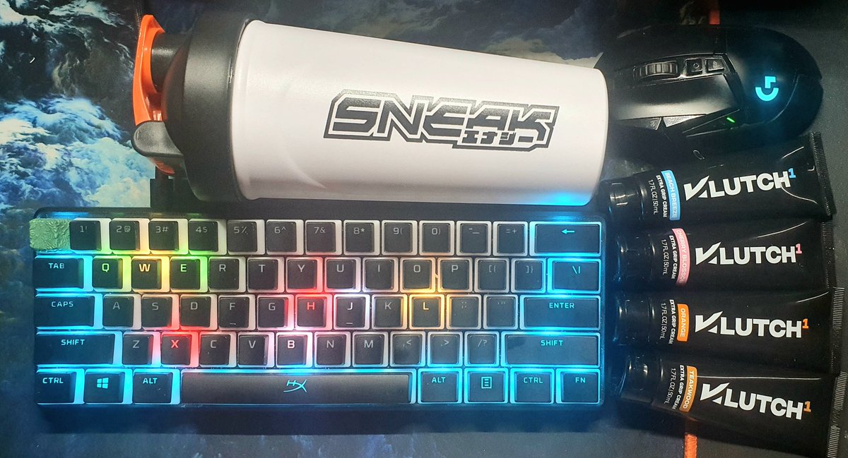 <a href="/Klutch1/">Klutch1</a> You get yourself some <a href="/sneakenergy/">SNEAK</a> with ice.
<a href="/HyperX/">HyperX</a> keyboard 🧑‍🍳 😘
You Klutch up with <a href="/Klutch1/">Klutch1</a>
And G502 don't need to say more
Snacks <a href="/BillyFranksCoUk/">Billy Franks Jerky</a> (didnt have any to put in the picture)