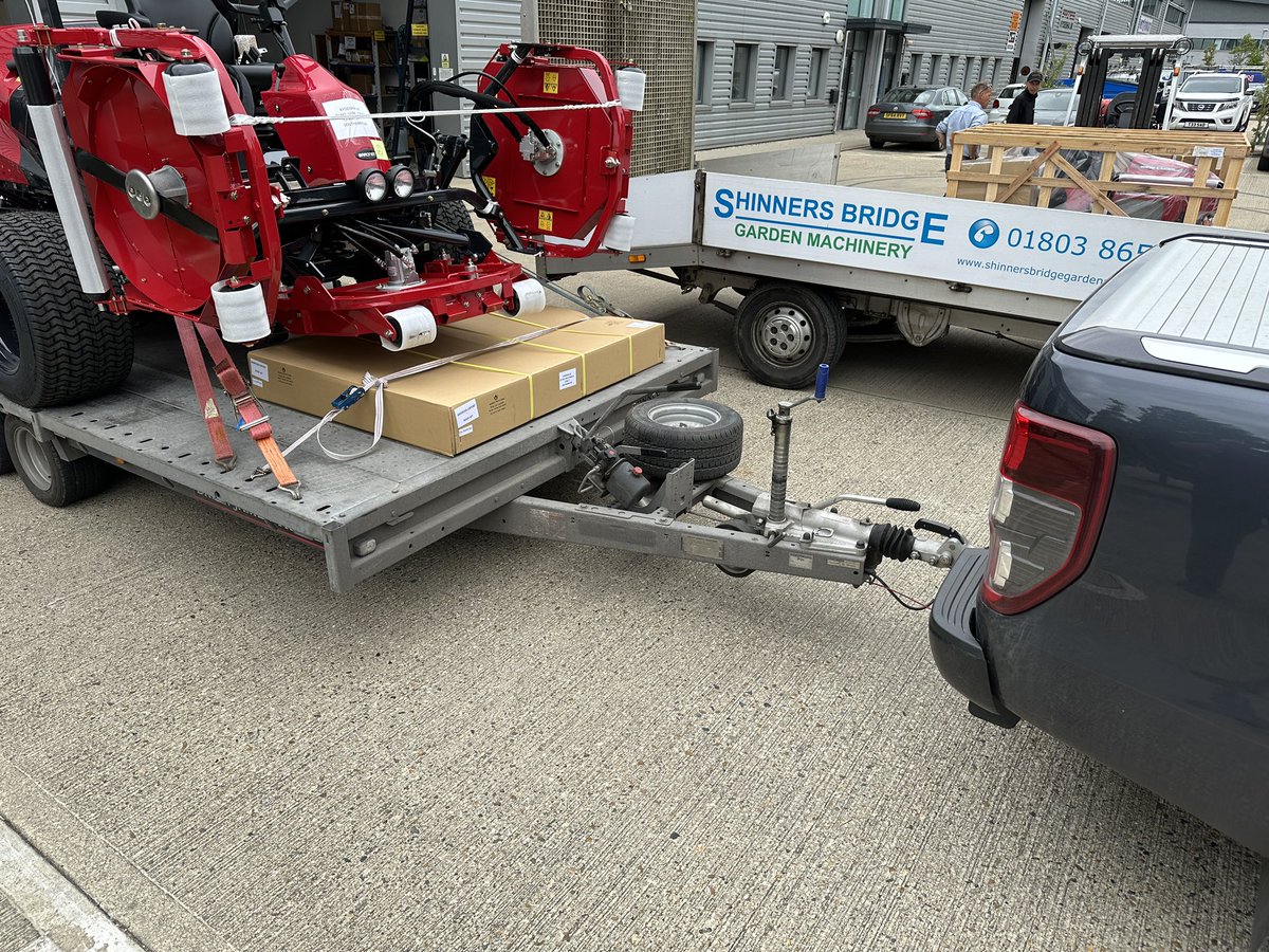 baronessuk's tweet image. @ShinnersBridge on the move today with some fantastic @baronessuk kit. 😊