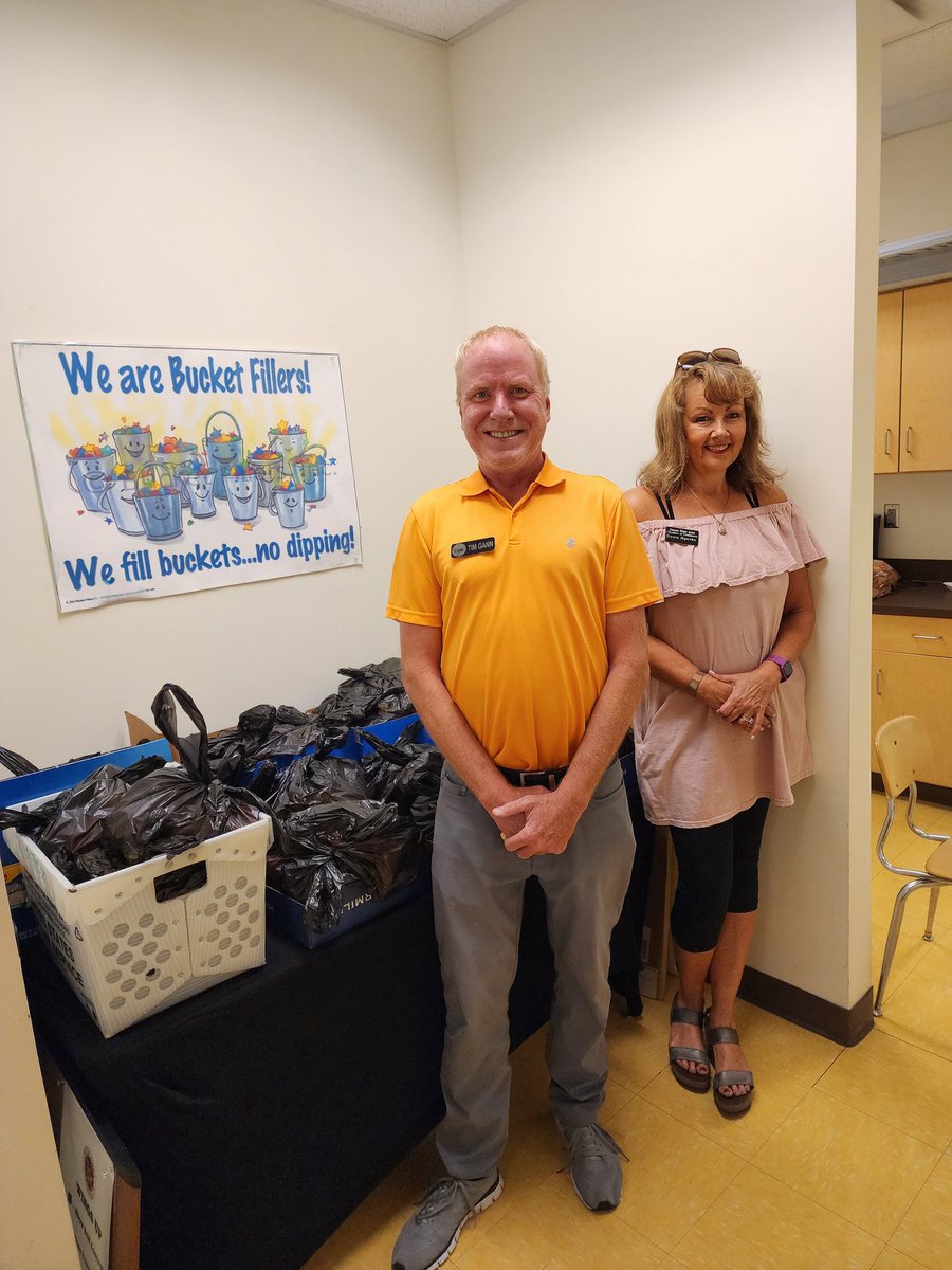 Special thanks to <a href="/CPChamberComm/">Center Point Chamber</a> for providing snack bags for our SOAR students. We appreciate you! <a href="/adminrholifield/">Rachel H.</a> <a href="/ALoggins16/">Alexandria Loggins</a> <a href="/JEFCOED/">Jefferson County Schools</a>