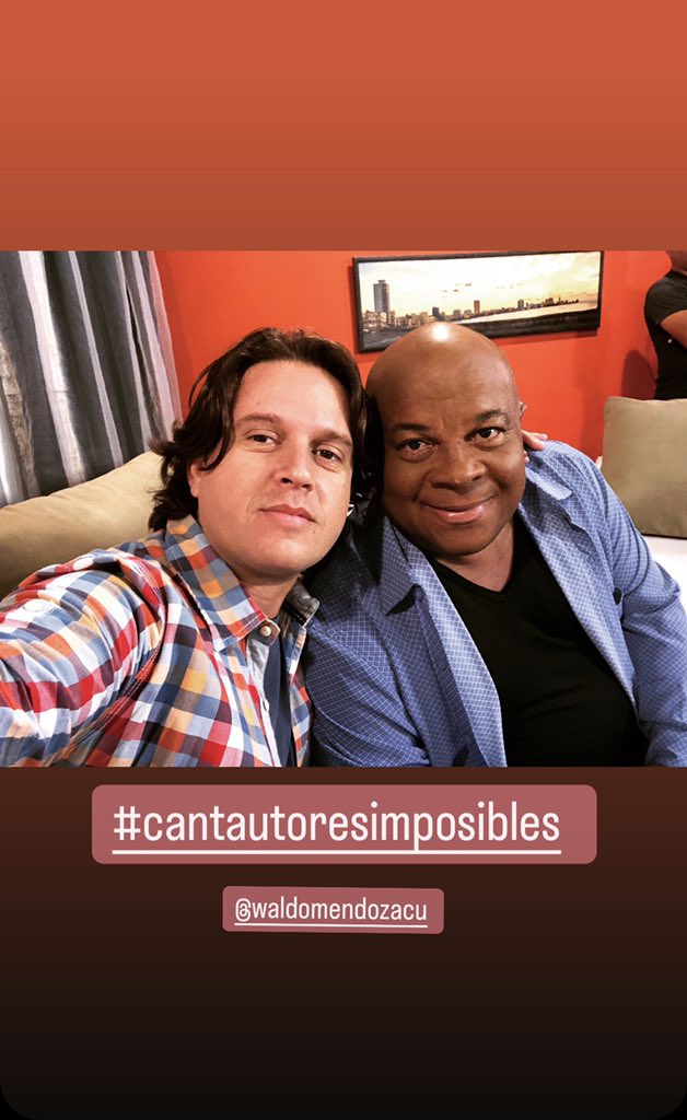 Mañana en “De Tarde en Casa” junto a uno de los grandes!!! Celebrando 10 años de vida y de música del “Canal Clave”.
🍸🎸♥️📺
<a href="/waldomendoza/">Waldo Mendoza</a>.oficial <a href="/waldo/">Michael White</a>.mendoza66 <a href="/waldomendozacu/">Waldo Mendoza</a> #celebration #television #cantante #video #livemusic #cantautoresimposibles #canalclave