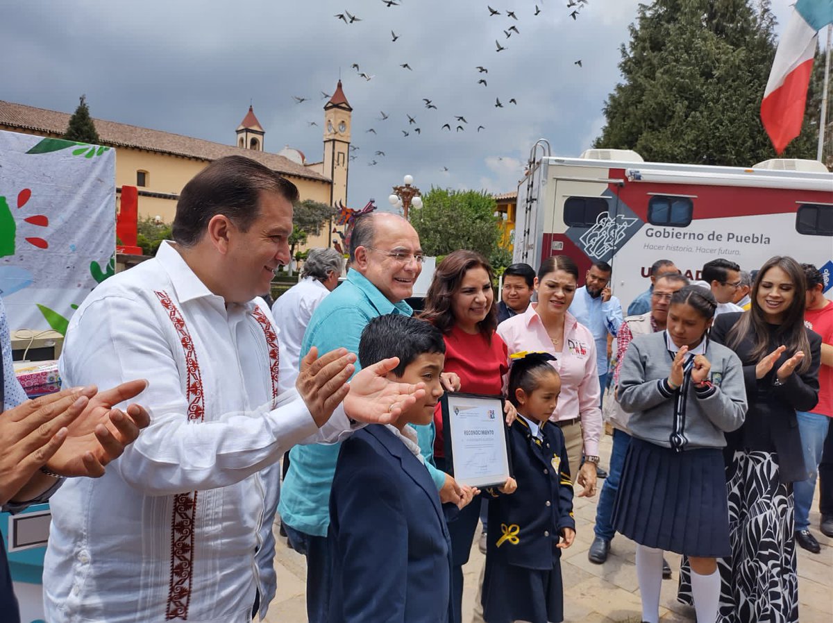 Gracias <a href="/pepemarquezm/">Pepe Márquez M.</a> por tu hospitalidad y la de tu equipo en <a href="/Gob_Zacatlan/">Gobierno Municipal de Zacatlán</a> para realizar el 4o #Reciclon con estudiantes e integrantes de organizaciones de la sociedad civil <a href="/AmbienteGobPue/">Secretaría de Medio Ambiente</a> <a href="/Gob_Puebla/">Gobierno de Puebla</a>