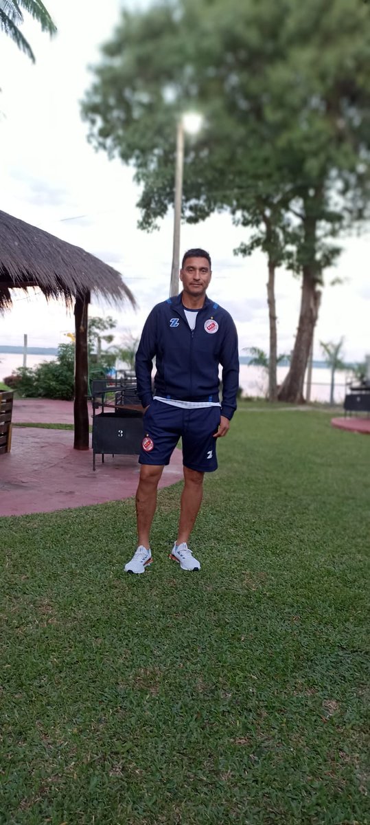 Gergamarra5's tweet photo. Seguimos sumando, nada es fácil! El que no arriesga no gana. Vamos Pastoreo fútbol club!! https://t.co/EKHyZddwtz