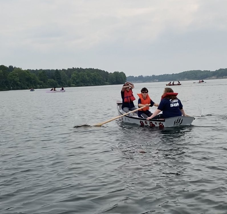 An amazing opportunity and culminating regatta event with #experiencetvdsb . Our kids built these boats by hand and then designed the paint jobs, passed their swim test, and rowed their boats! #cleardalecougars. Thanks you #stem2stern
