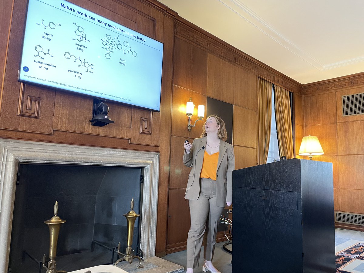 NarayanLab's tweet photo. Congratulations to Dr. Sarah Ackenhusen! We are so proud of you and we can’t wait to see you excel in your ACS public policy fellowship 💛💙@SAckenhusen 

#GoBlue #Biocats https://t.co/KoMyWXPzBD