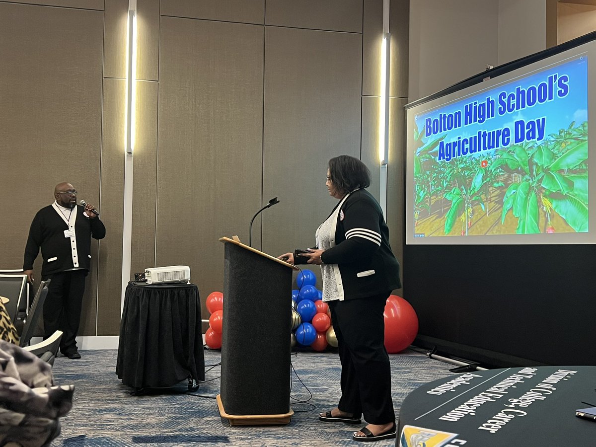MSCS_CCTE's tweet image. Our CCTE Directors presented on the ISM Grant at the MSCS Symposium! 

#readygrad #careerandtechnicaleducation #memphisshelbycountyschools #cteprograms