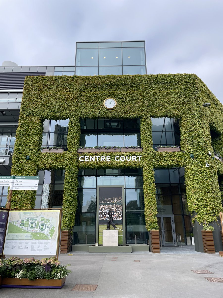 Stergy96's tweet photo. Amazing tour of Wimbledon yesterday, I was here over ten years ago however there was a lot of construction going on it was awesome to be able to be up close to centre court this time. FYI don’t touch the grass they take it very seriously @UCSportMgtFLP #UCSportMgtEuro23 https://t.co/kEhnn3Sscg