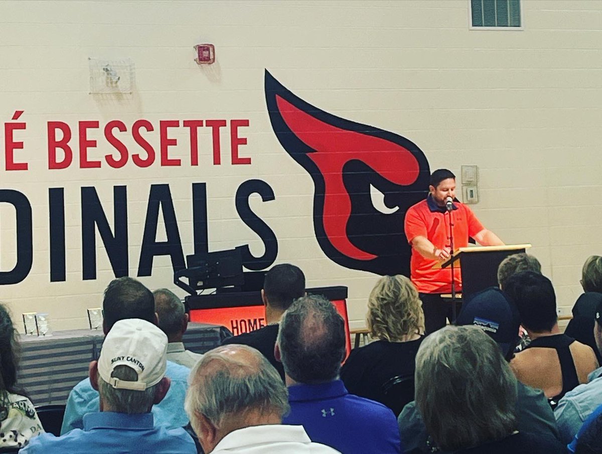 Congratulations to all of our student athletes after last night’s Athletic Awards! Once a Cardinal, always a Cardinal. #wearecardinals #bettertogether