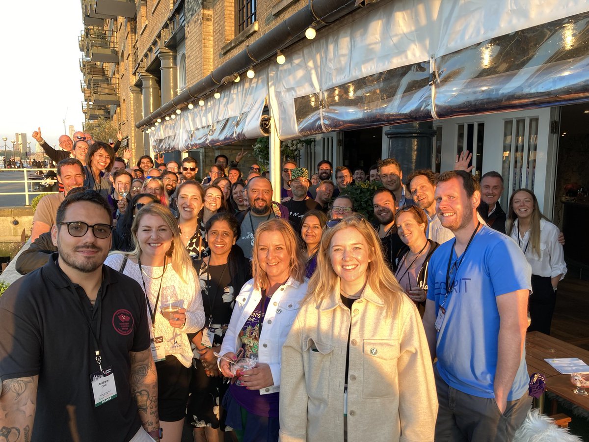 Amanda Beard-Neilson (@amandabn1) on Twitter photo It’s speakers drinks the night before <a href="/LDNsCall/">Londons Calling</a>. Just look at these lovely people! We’re so excited for tomorrow. It’s speakers drinks the night before <a href="/LDNsCall/">Londons Calling</a>. Just look at these lovely people! We’re so excited for tomorrow.