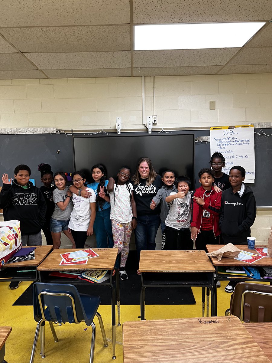 McIntoshElem's tweet photo. Due to the cancellation of the drive thru, fourth grade had their celebrations during the day. #TeachHustleInspire #NNPSProud #McIntoshScotties #endofschoolyear #happysummer #movingonup #FantasticFourthGrade #ReadyForFifthGrade https://t.co/wM3IAHd6k0
