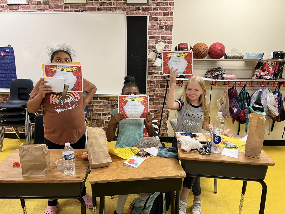 McIntoshElem's tweet photo. Due to the cancellation of the drive thru, fourth grade had their celebrations during the day. #TeachHustleInspire #NNPSProud #McIntoshScotties #endofschoolyear #happysummer #movingonup #FantasticFourthGrade #ReadyForFifthGrade https://t.co/wM3IAHd6k0