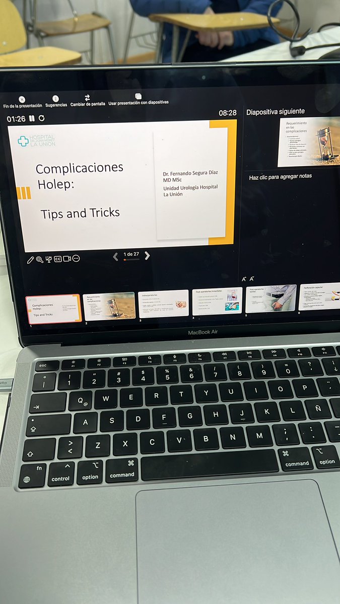 fseguradiazURO's tweet photo. Finalizado nuestro Curso #Holep #Holmium #SlimHolep con 6 cirugías ✅
Tremenda experiencia agradecido de nuestro equipo HLU y asistentes. https://t.co/lxlcOlJfbf