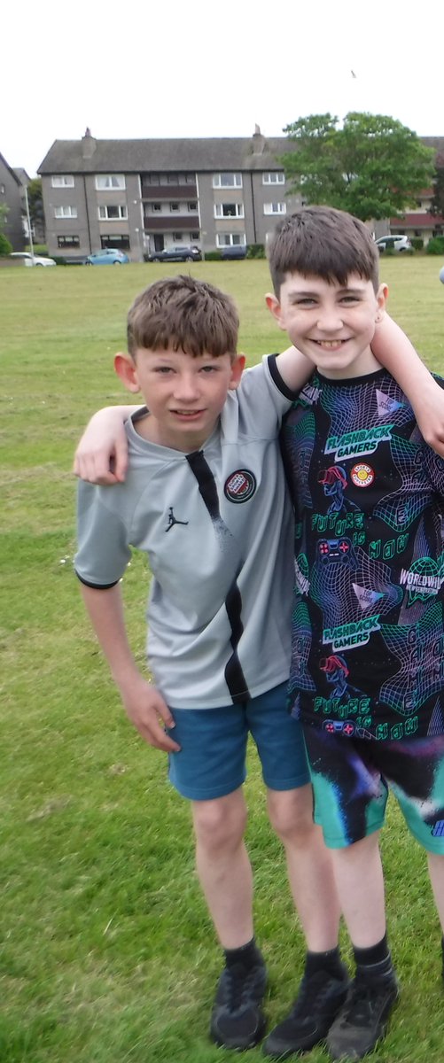 ScotstownS's tweet photo. P6 had a great time on Sports Day. It was fun for all and a splendid display of good sportsmanship, enthusiasm, and effort. Well done to everyone. https://t.co/1gUUBG1iBf