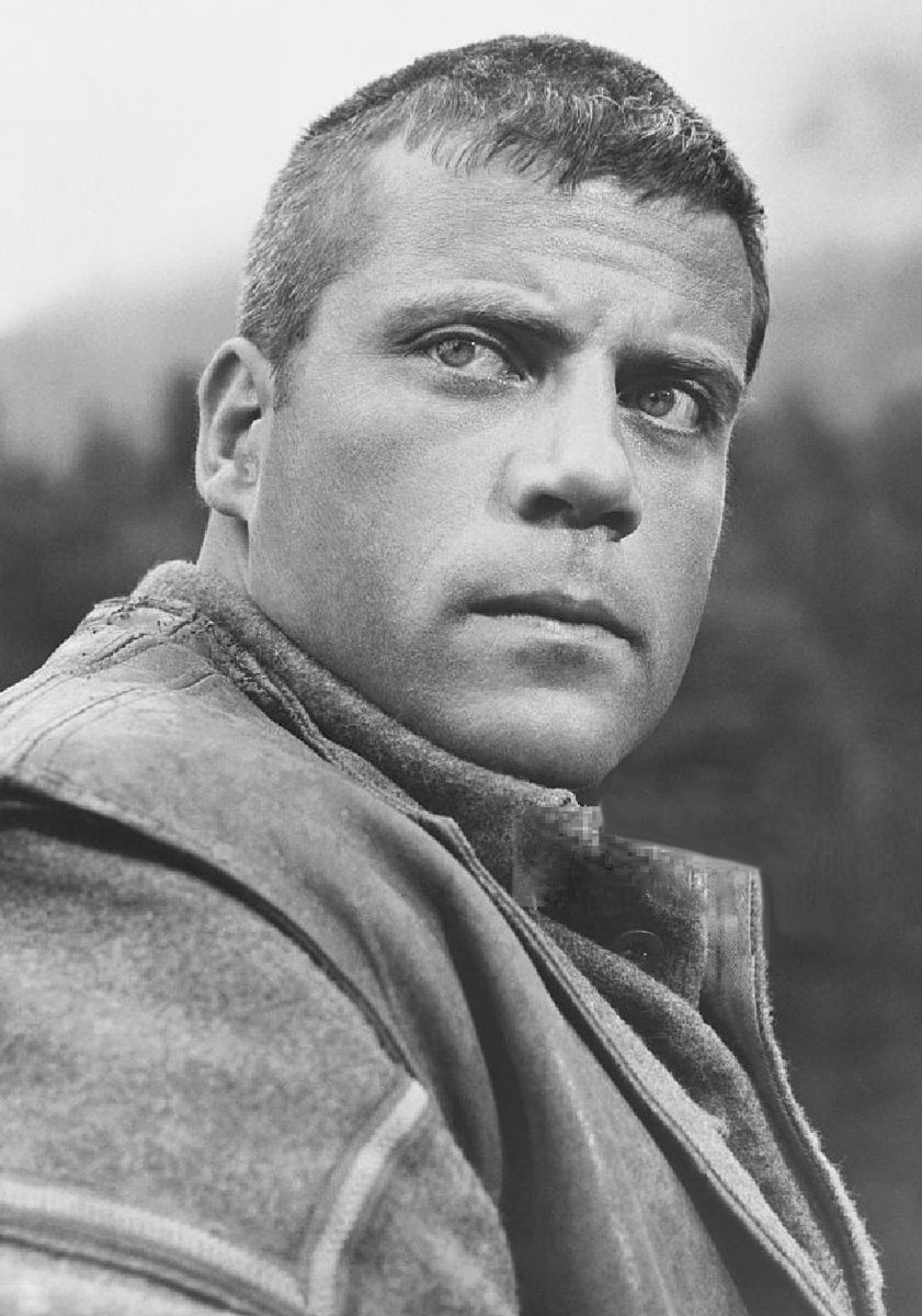 #OliverReed